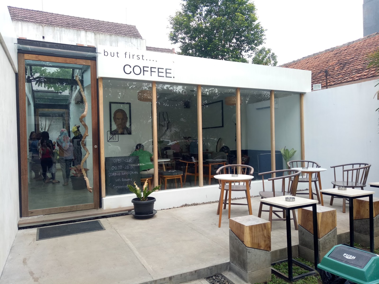 Kofitiere Coffee Shop Semarang Kofitiere Coffee Shop Semarang