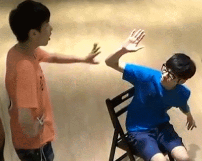 02.gif