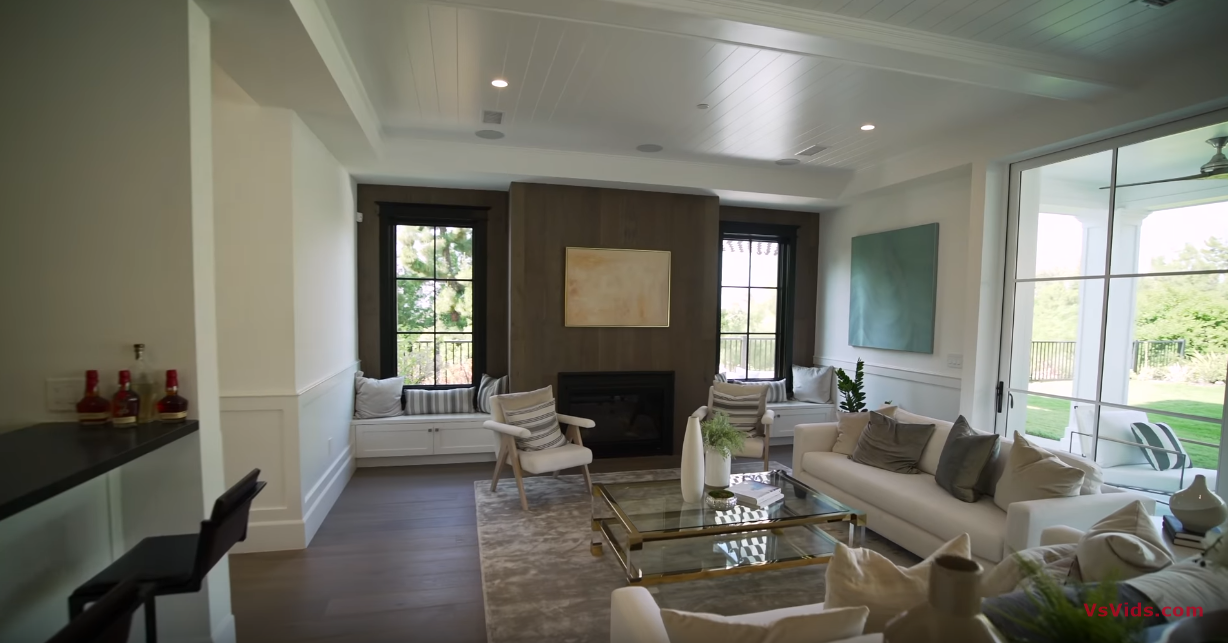 31 Photos vs. Touring a $7,495,000 ENCINO Mansion with 300 Ft Private Driveway! - Luxury Home Tour 31 Photos vs. Touring a $7,495,000 ENCINO Mansion with 300 Ft Private Driveway! - Luxury Home Tour