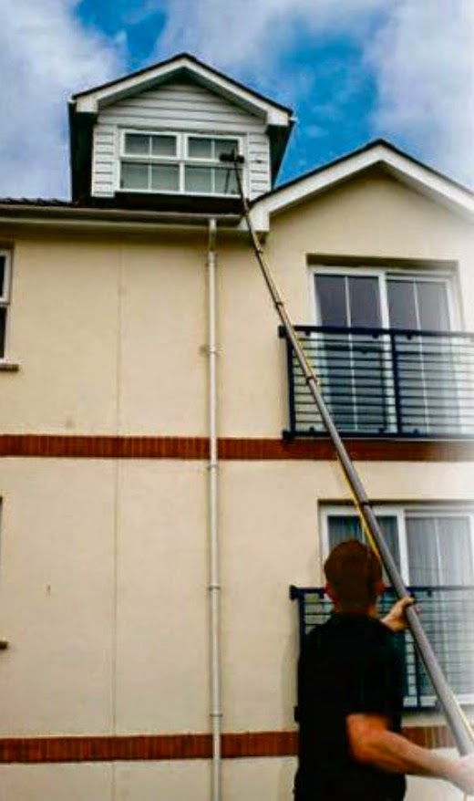 RobinsonSolutions Professional Window Cleaning Window Cleaners