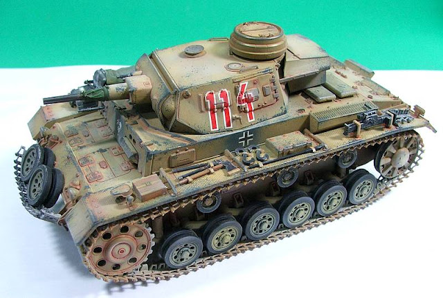 Panzerserra Bunker- Military Scale Models in 1/35 scale: Panzer III Ausf G  - Sd.Kfz. 141 - Afrika Korps - case report