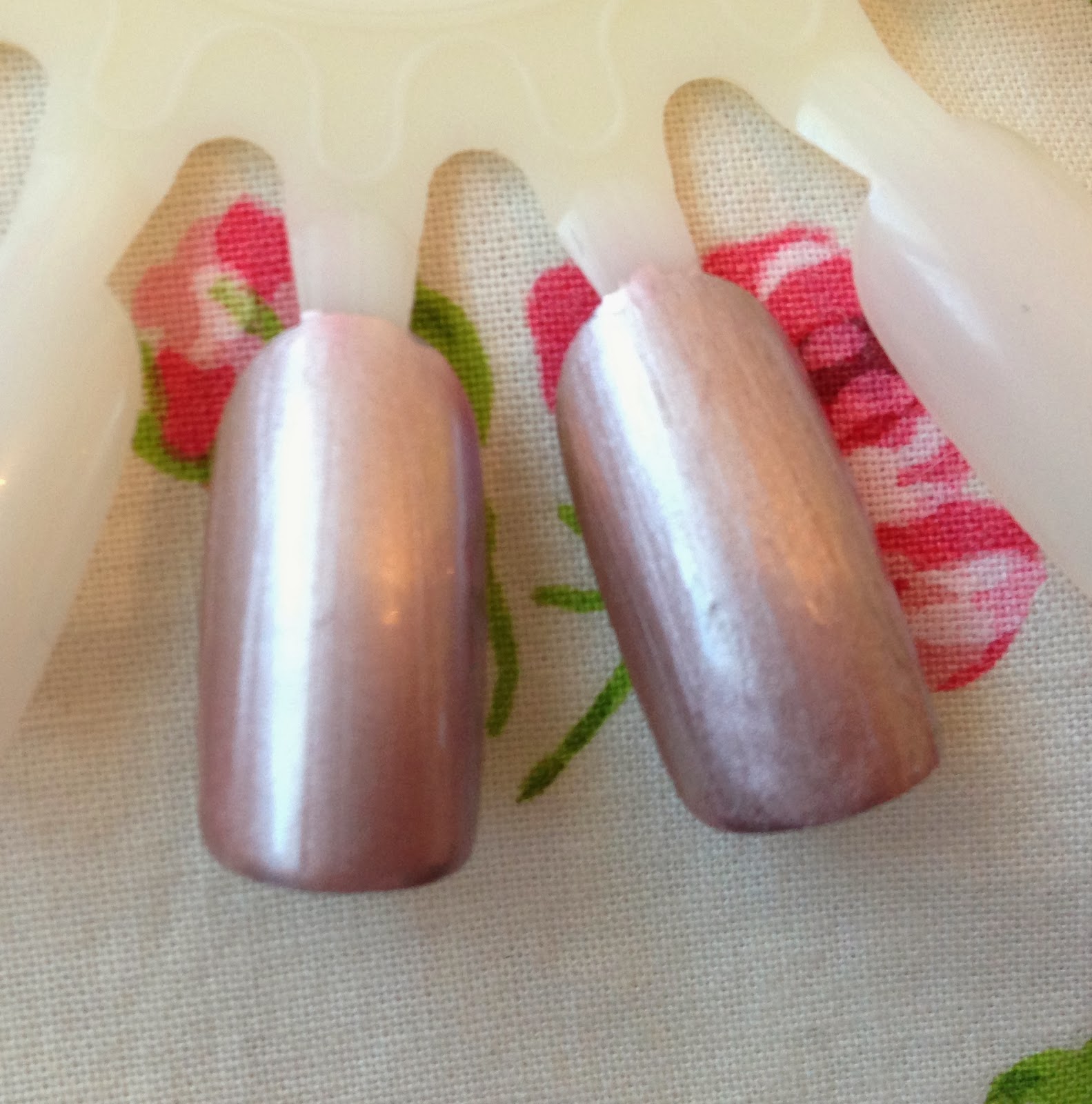 Jessica's Journal UK Beauty & Lifestyle Blog New Nail Polishes Essie Luxe Effects & Nails