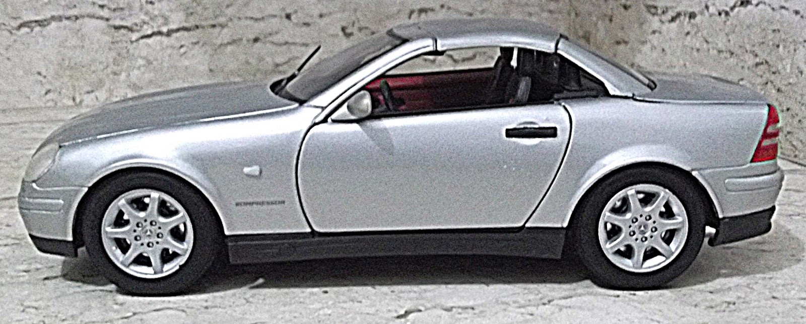 Maisto Mercedes Benz Slk 230 1996 Escala 1:18 | Meses sin interés