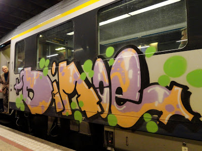 train graff