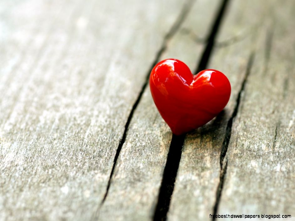 Beautiful Love Heart Wallpaper HD Pics  One HD Wallpaper Pictures