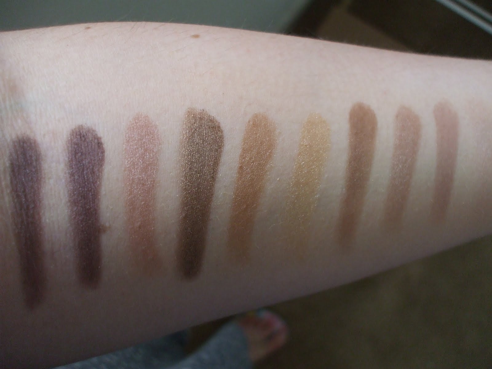 Forever 21 Love  Beauty 10 Natural Eyeshadow Palette - Naked Dupe?