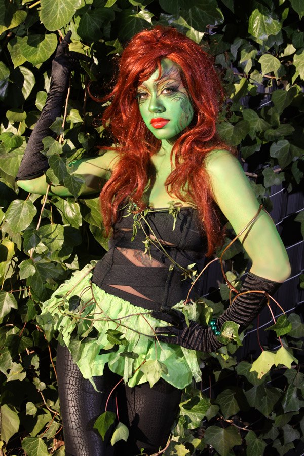 Poison Ivy Photo Shoot - Amazing Make Up!