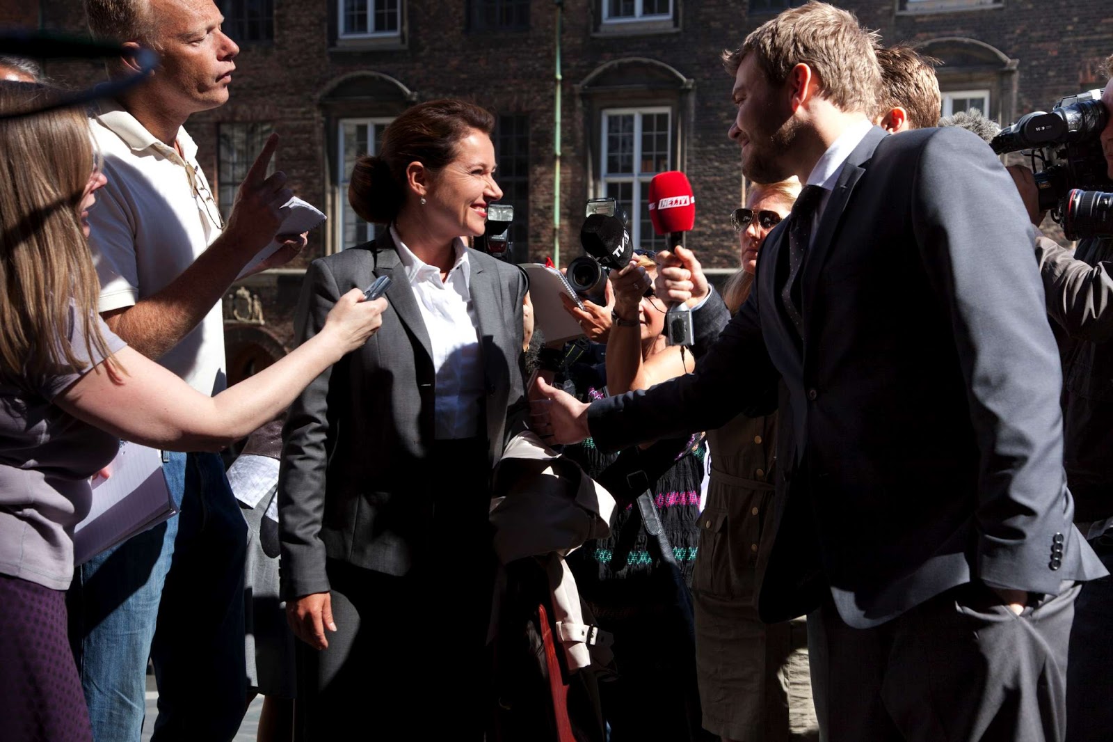 KOOL TV BABE OF THE WEEK: 'BORGEN's SIDSE BABETT KNUDSEN | KOOL TV - Sidse Babett Knudsen Louis Ray Knudsen