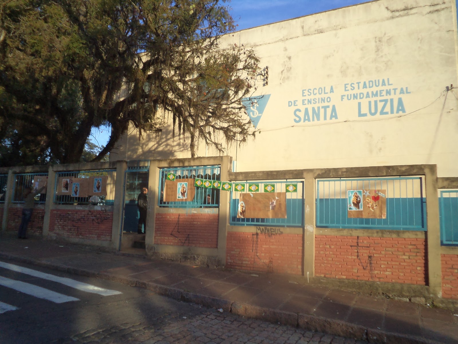 O Poder da Memória Escola Estadual de Ensino Fundamental Santa Luzia