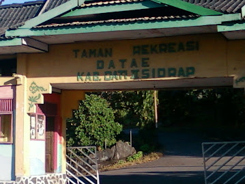 Gerbang taman wisata Datae Sidrap Sulawesi Selatan