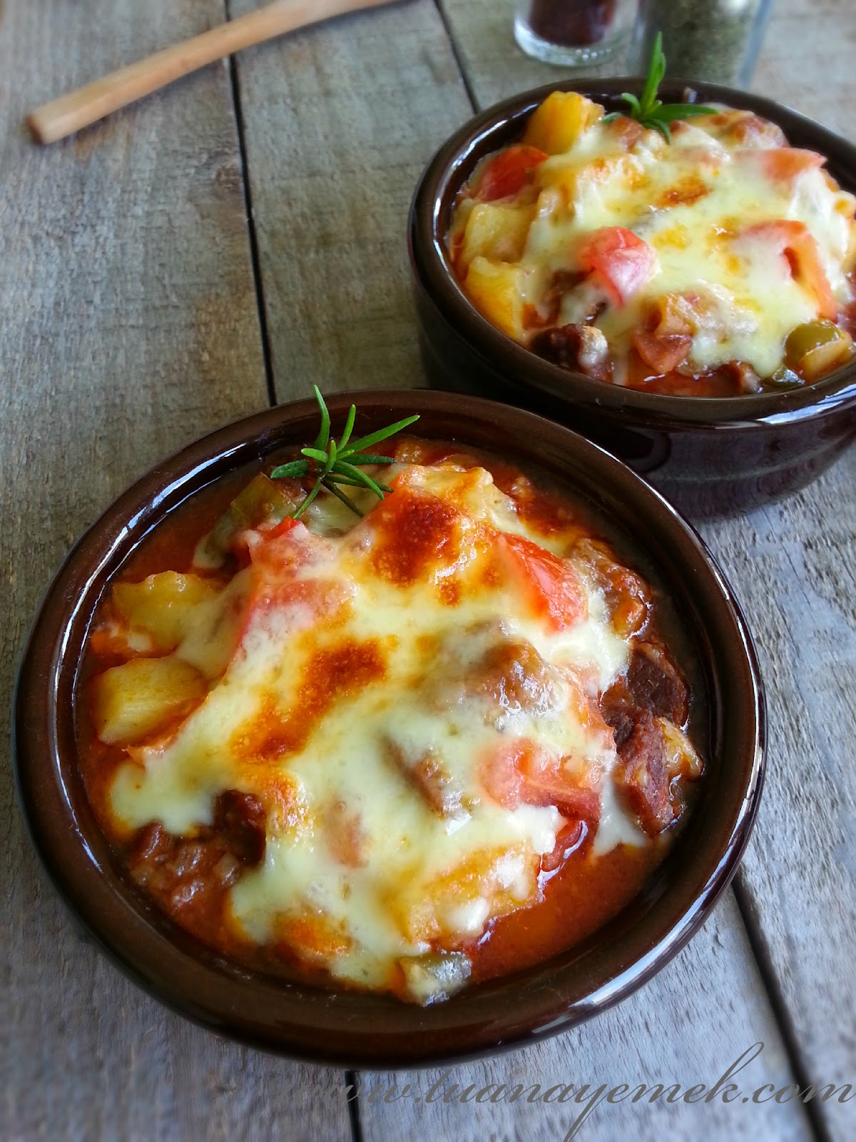 TUANA MUTFAK GÜVEÇTE KUŞBAŞI ET