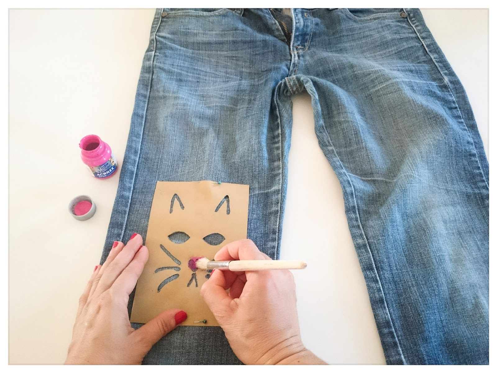 Revelo & low cost: Diy: como pintar unos jeans