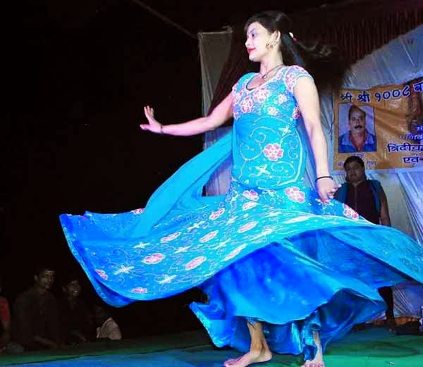 sex workers ritual dance at manikarnika ghat