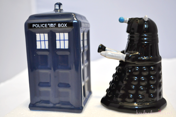Doctor Who Salt and Pepper Shaker