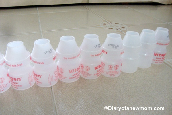 Toddler Activities : Bowling with Empty Bottles