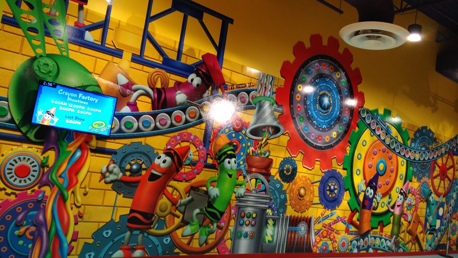 Chaotic Mama's Life Crayola Experience Field Trip with GGM