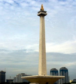 Monumen Nasional ( MONAS )