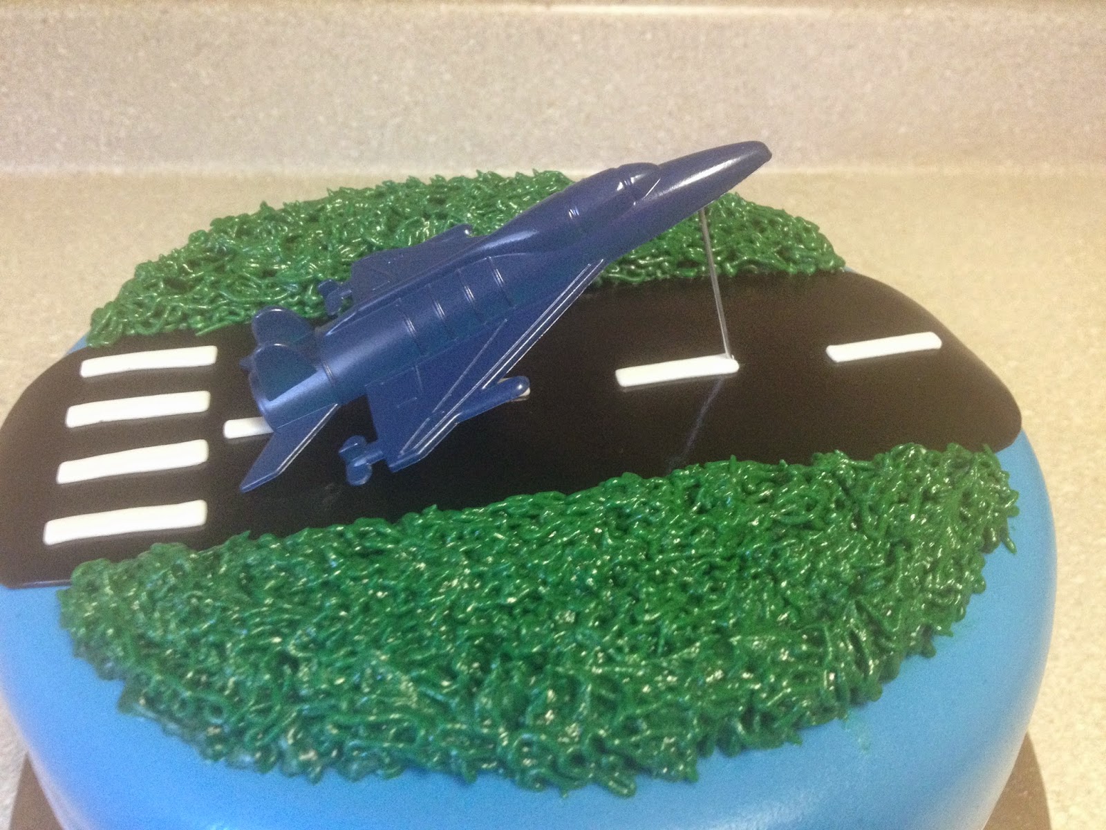 i heart cakes: Jet cake