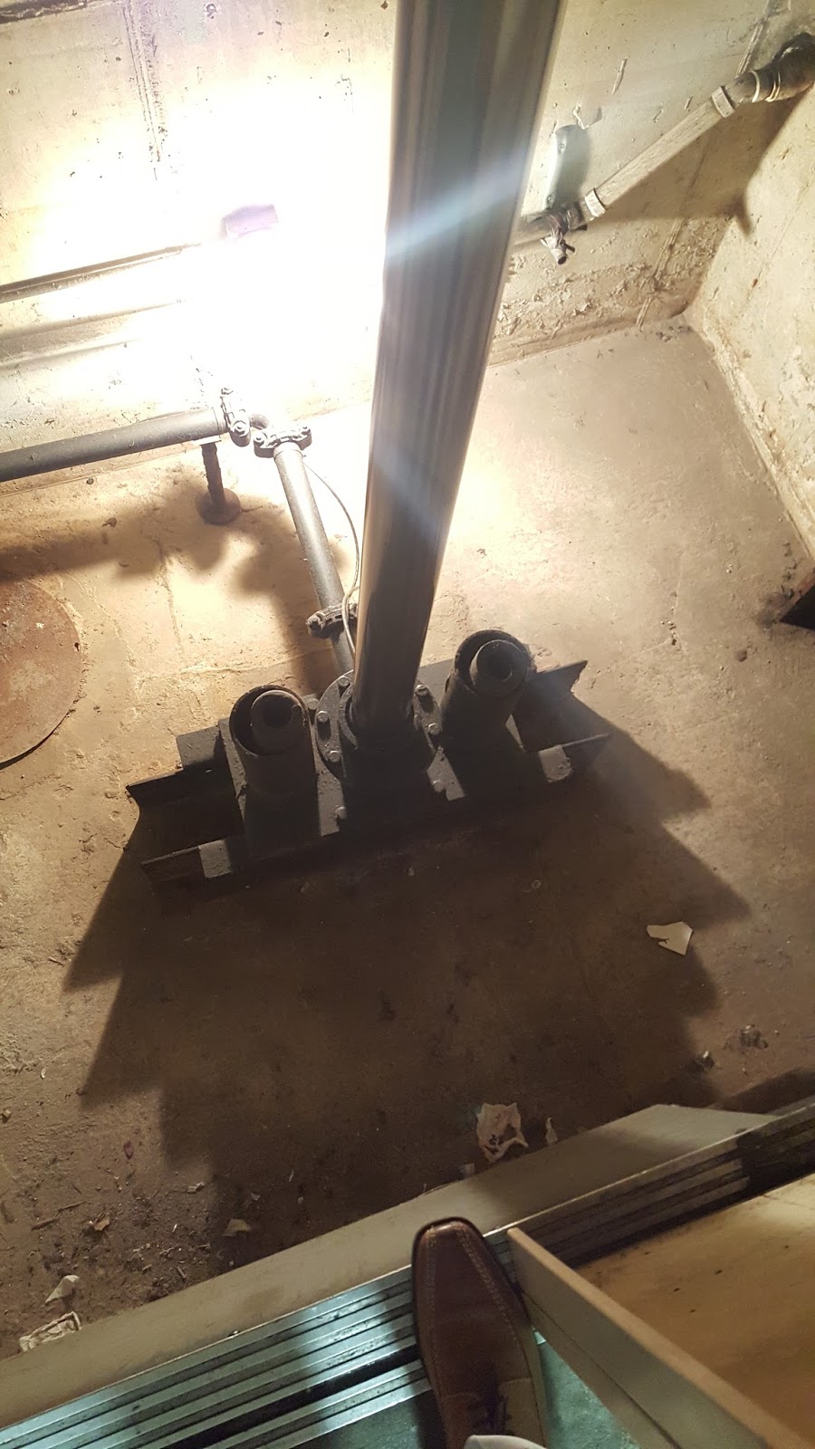 Chicago Elevator Maintenance Colley Elevator Hydraulic elevator