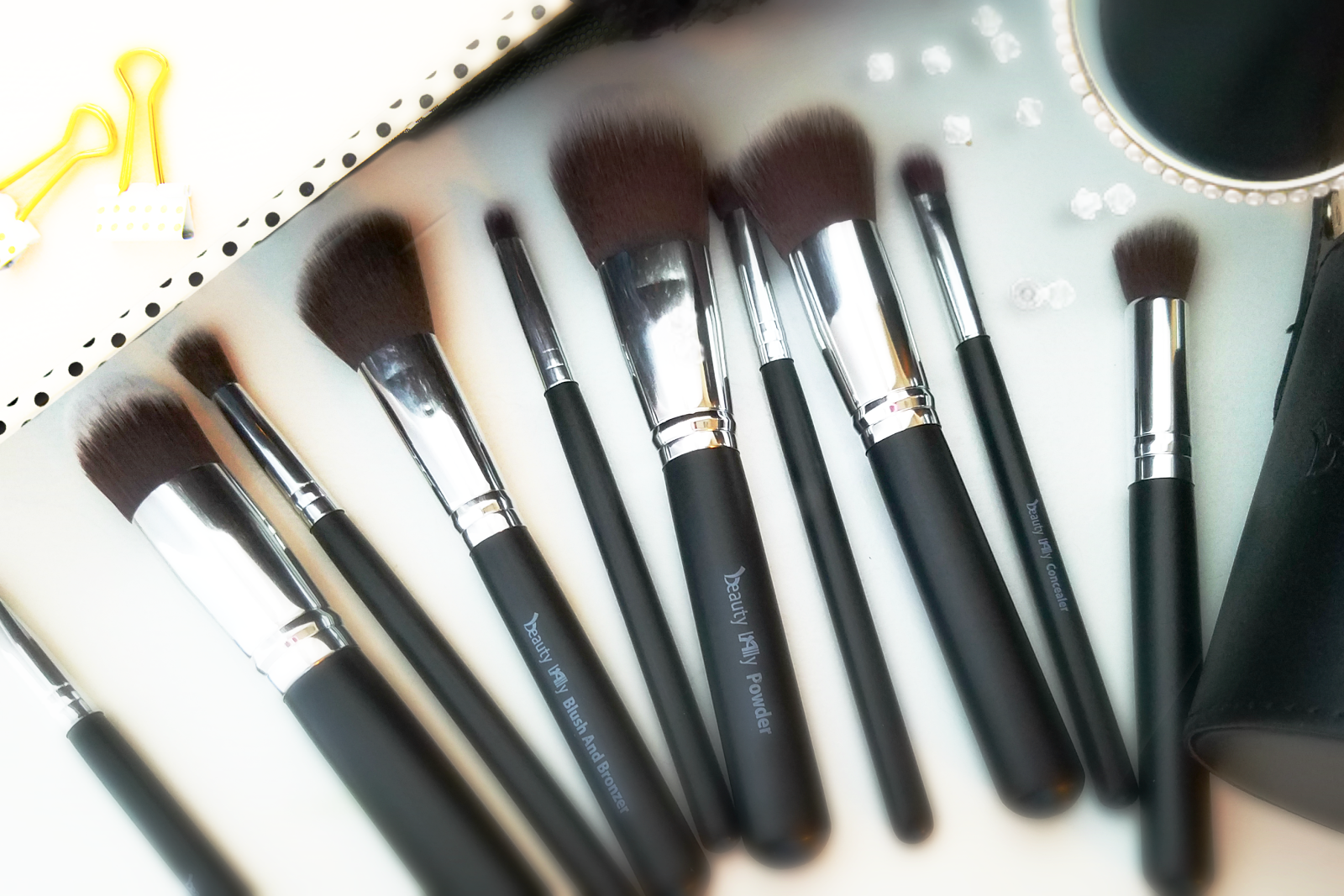10 Makeup Brushes You Actually Need Barbie's Beauty Bits