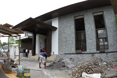 Manny Pacquiao Mansion House in Forbes Park (Pictures)