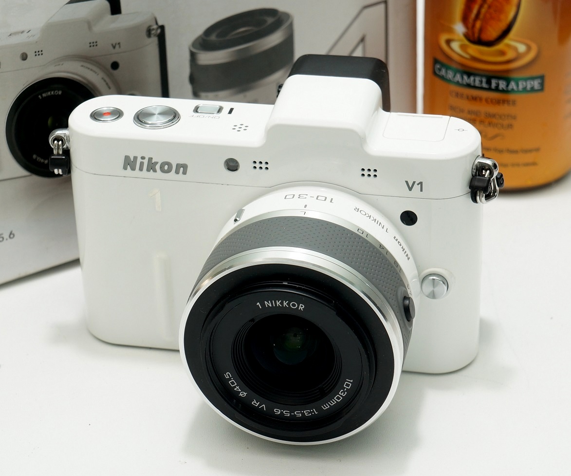 Mirrorless Bekas Nikon 1 V1 Fullset + kit 1030mm Jual Beli Laptop