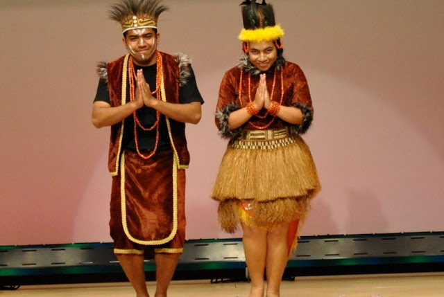 Budaya Papua  THE COLOUR OF INDONESIA