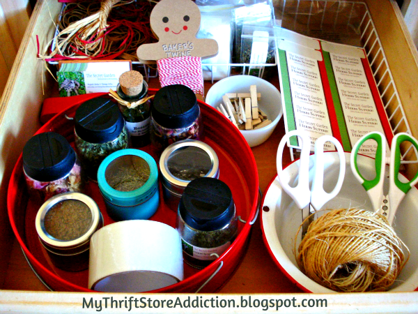 The Thrifty Way to Declutter Part 1  mythriftstoreaddiction.blogspot.com Organize the junk drawer