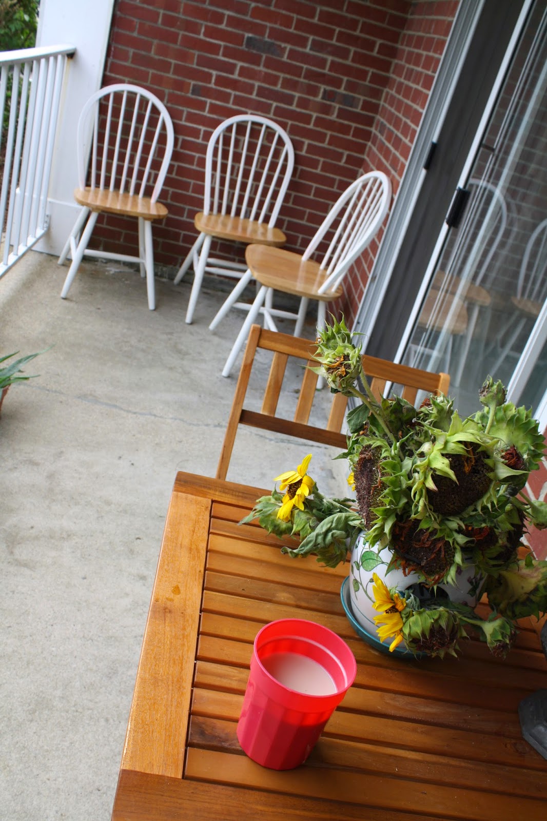 Art Van Bistro Set Images