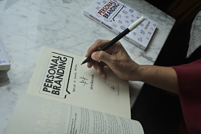 Peluncuran Buku Dewi Haroen "Personal Branding, Sukses Karir Di Era Millenial"