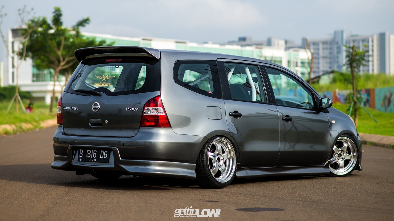 Modifikasi Mobil Ceper Nissan Grand Livina Gray Metallic Alul Stemaku Modifikasi Mobil Ceper Nissan Grand Livina Gray Metallic Alul Stemaku