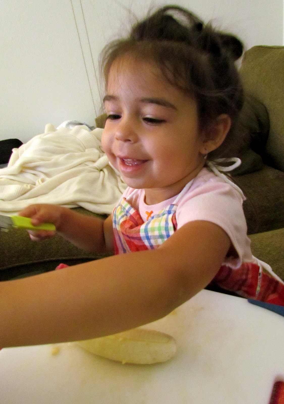 Little Chloe Cooks Banana And Raspberry Baby Food