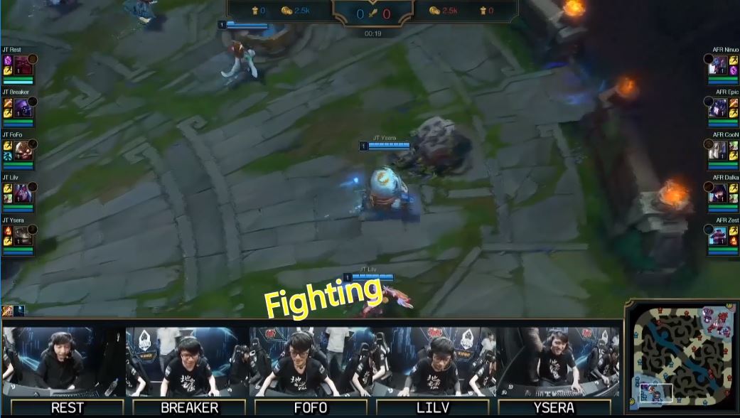 隊友擔心CANDY會遭到擊殺，便以超快速度喊出各種back詞彙。