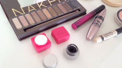 makeup flatlay of my everyday products