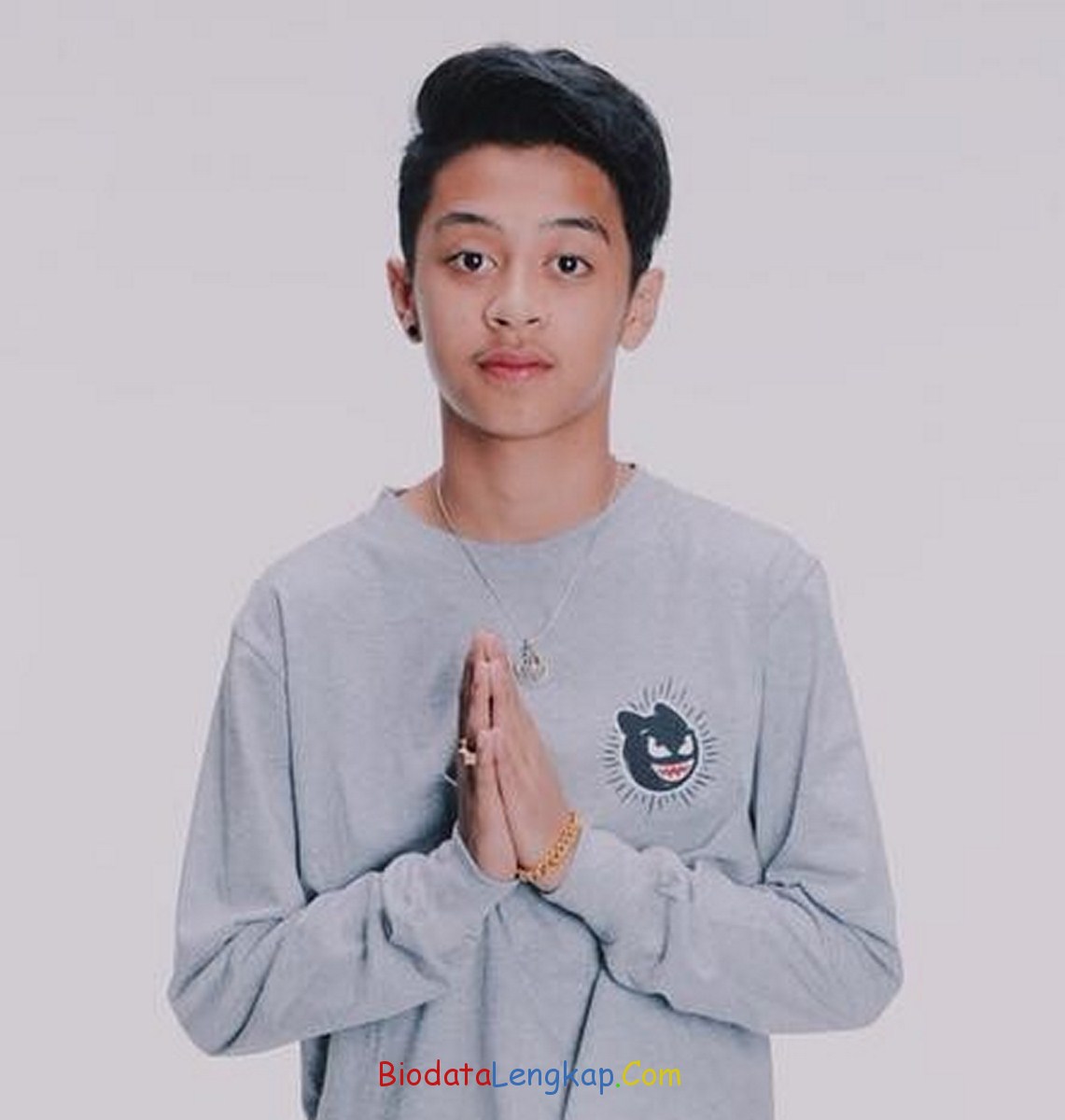 Anastasyaruth 07 Profil Lengkap Bastian Steel Beserta Foto Terbarunya