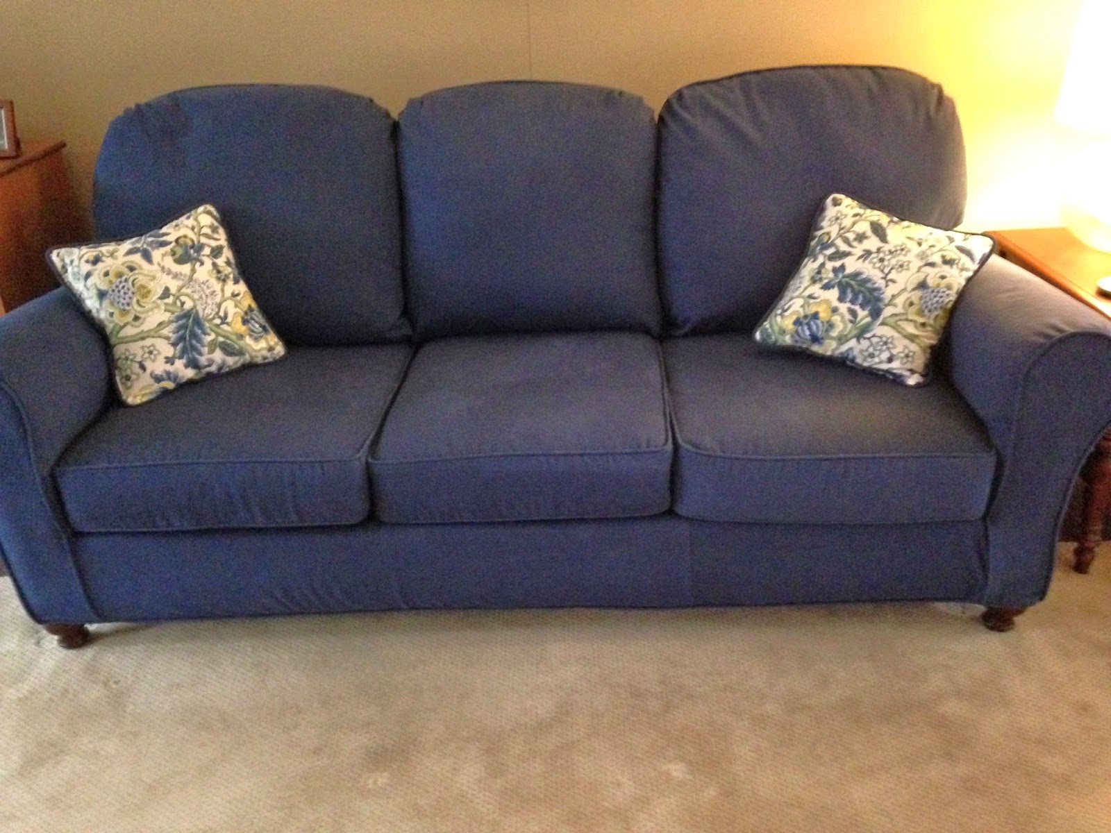 Pam Morris Sews Comfy Pottery Barn style sofa