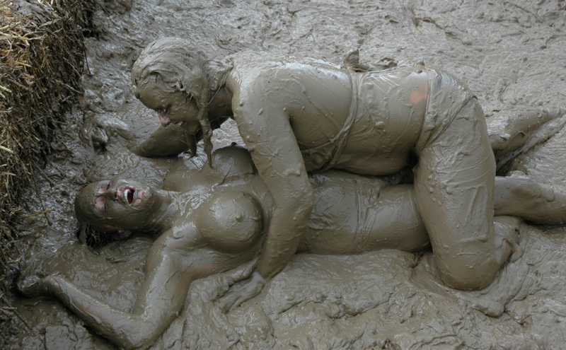 Women Mud Wrestling Mud Wrestling Girls Nude Stripped Large Porn Photos