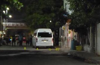 Ejecutan a hijo de lideresa: Multi-baleado en colonia Colosio Playa del Carmen