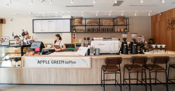 蘋果綠咖啡台中學府門市|多那之在興大旁的新品牌平價咖啡|寬敞舒適