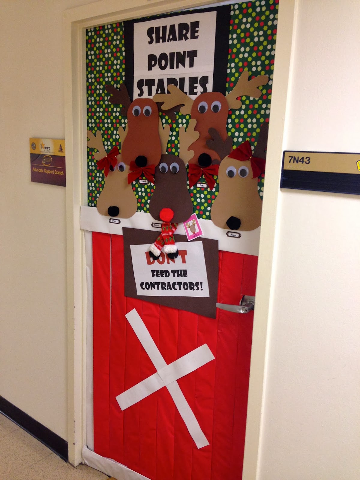 Holiday Door Decorating Contest