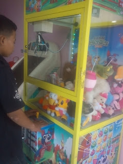 mesin capit boneka mesin capit