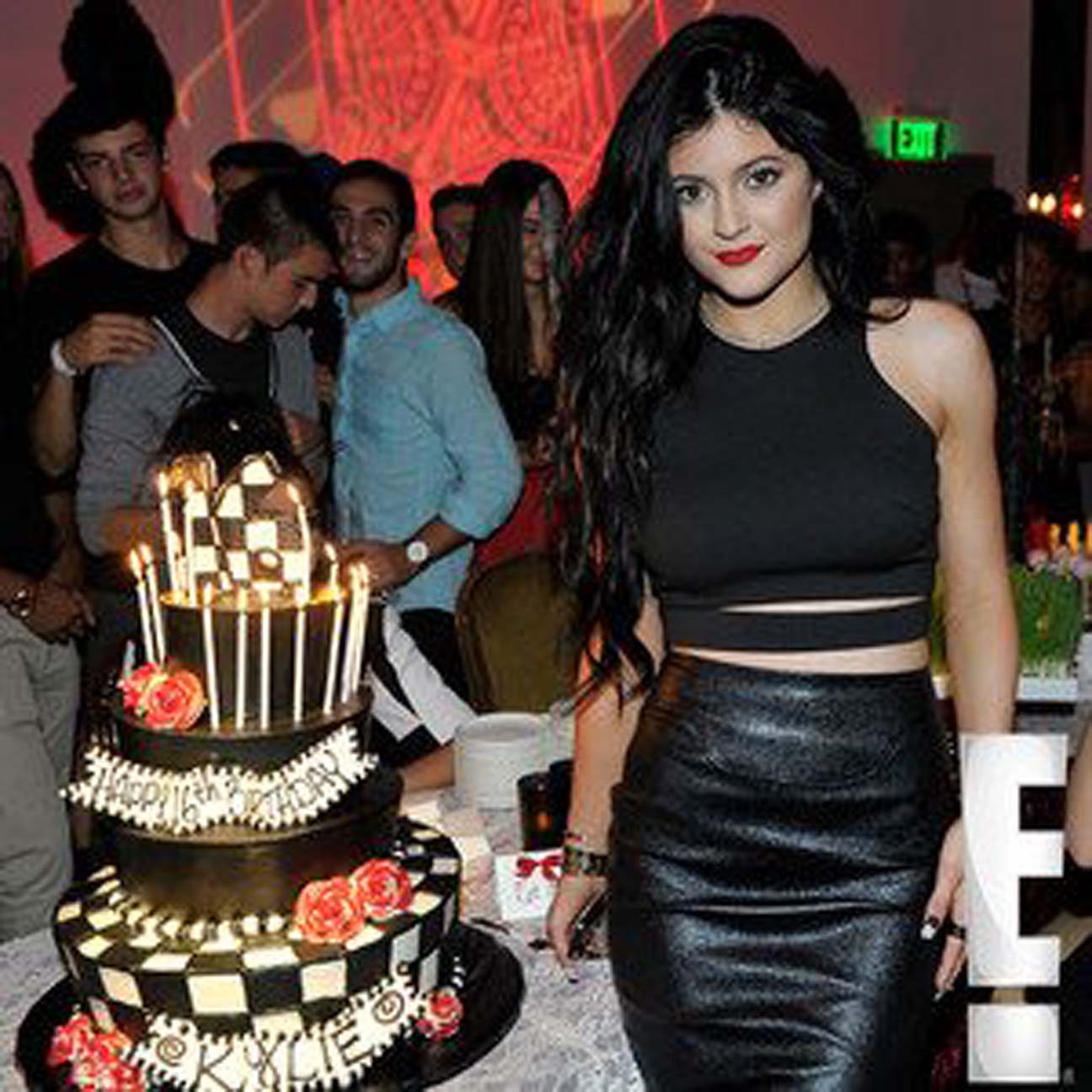Hansen's Cakes Kylie Jenner turns Sweet 16!