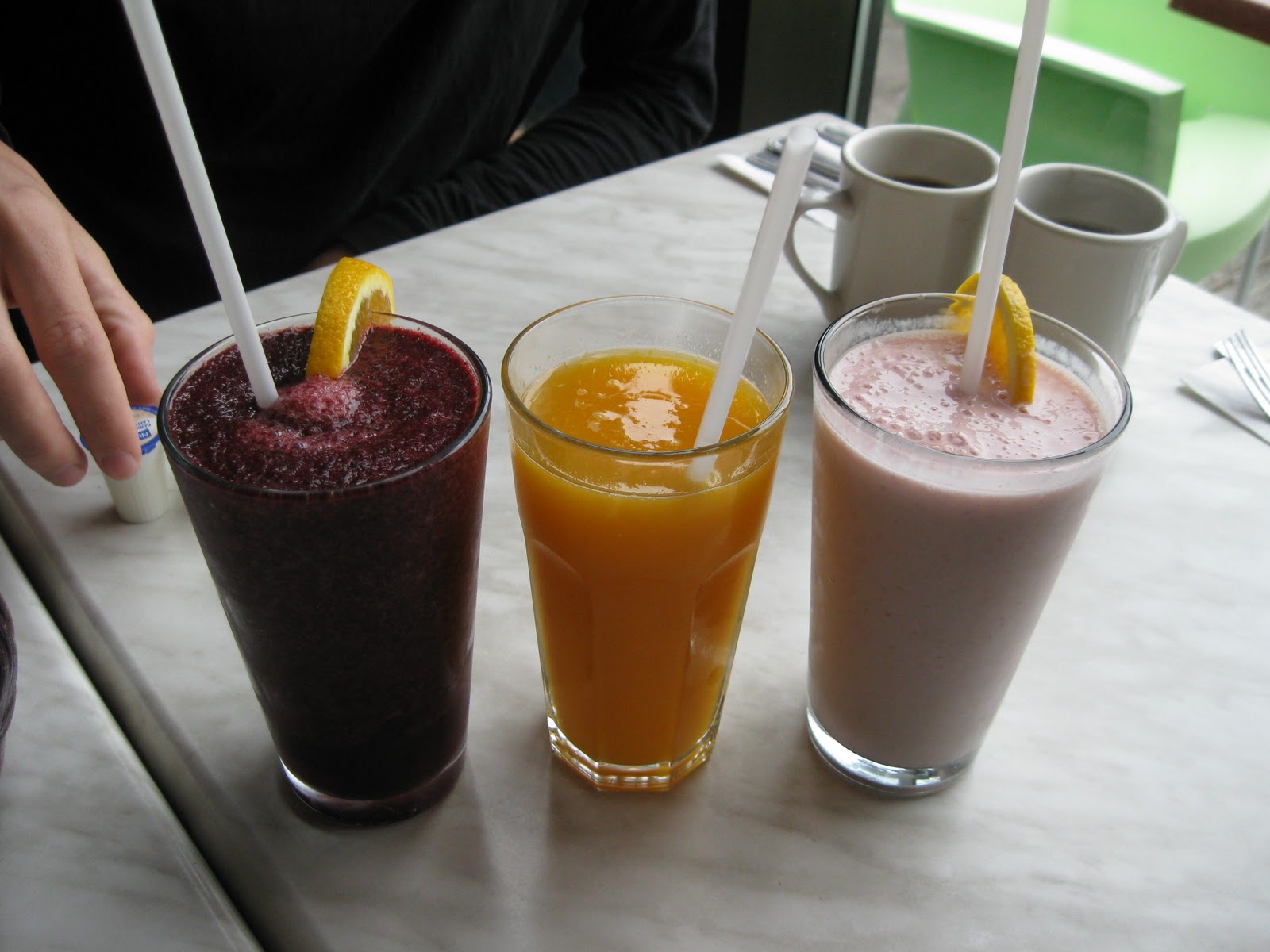 Jus D'orange Ouvert Depuis 2 Semaines Une nouvelle page au Québec: Un dimanche dans Montréal avec Juju