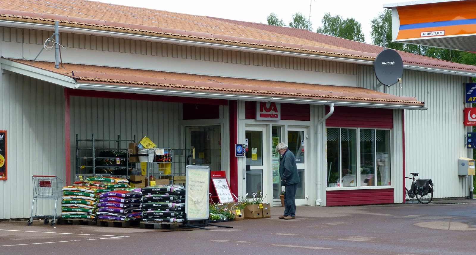 waar we zijn en wat we doen: juni 2012