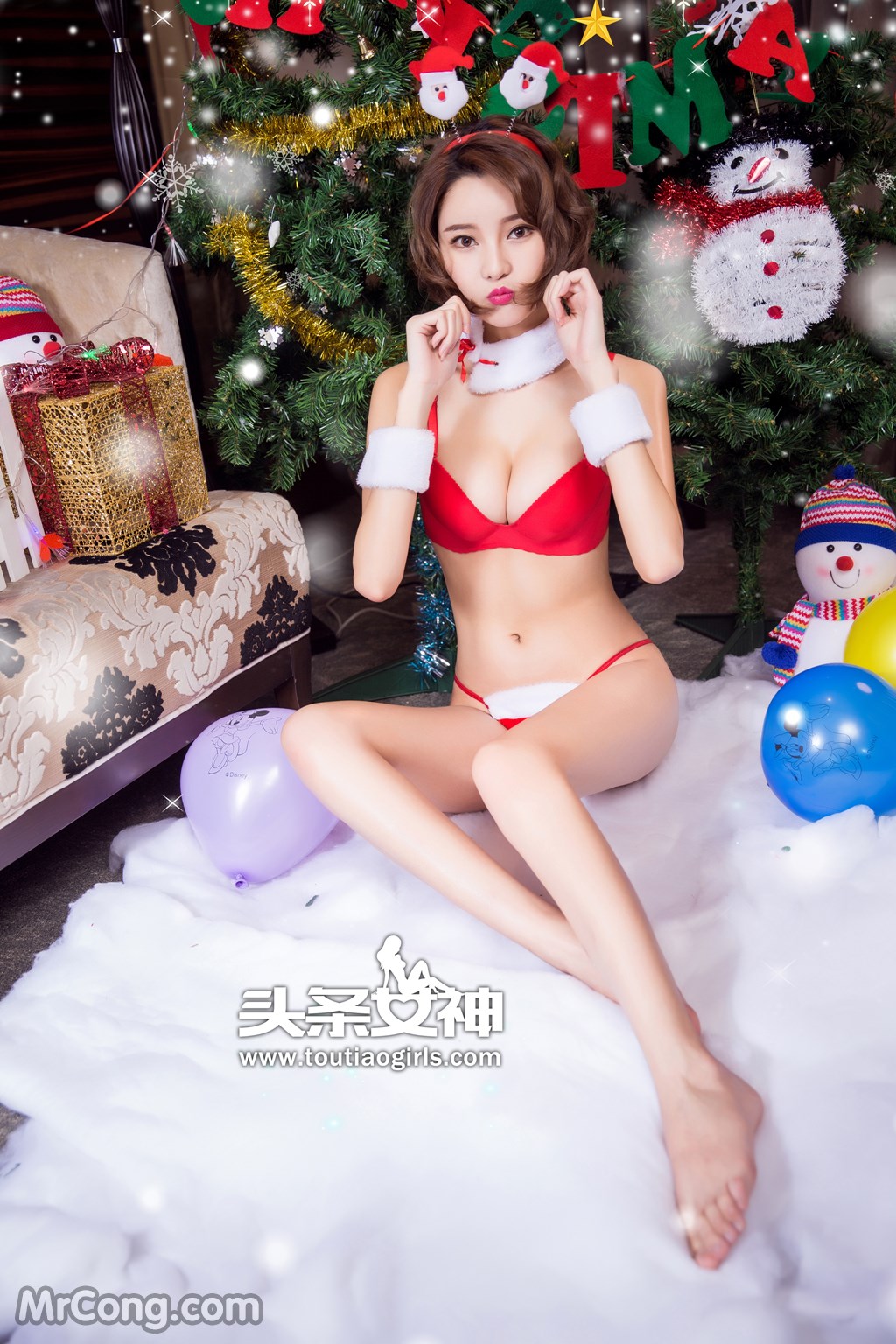 TouTiao 2016-12-24: Model Wen Xue (文 雪) (38 photos) photo 1-2
