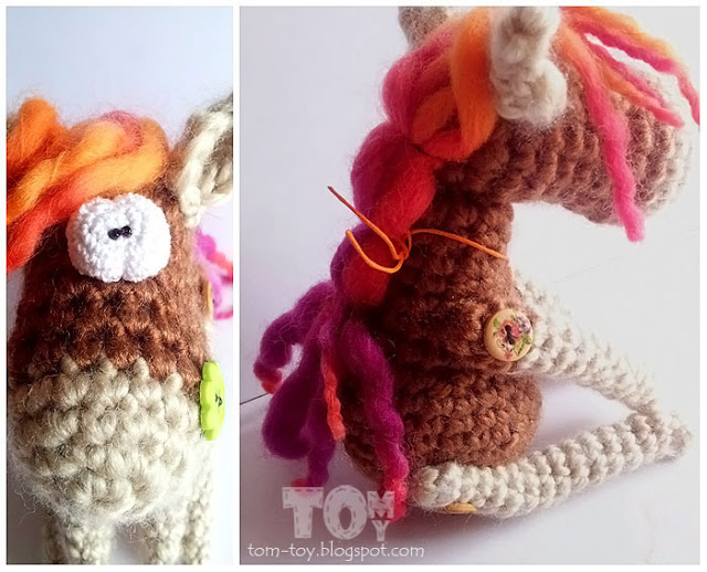 Crochet horse toy