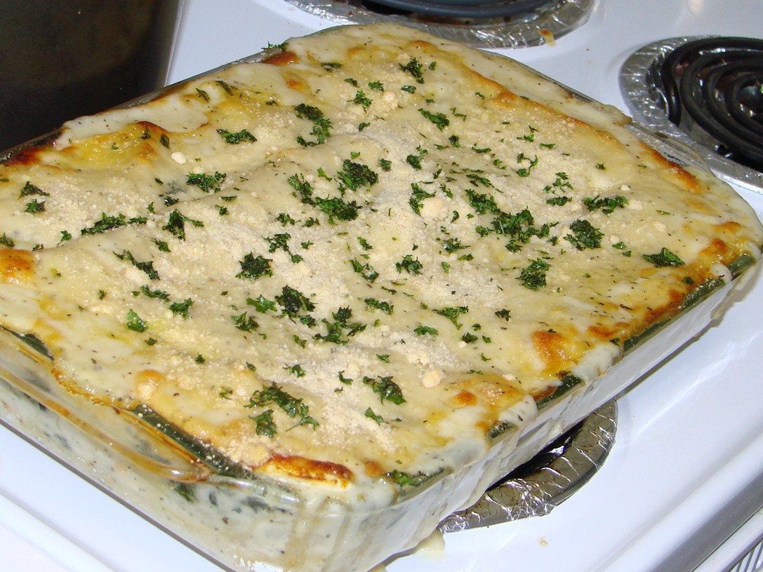 What Is Cooking Now? Chicken and Cheese Lasagna
