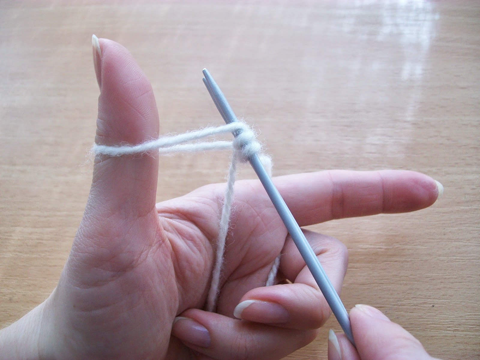 Шнурообразный набор петель. Турецкий набор петель. Набор петель на спицы без длинного хвоста. Турецкий набор петель спицами для резинки