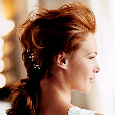 prom updos for medium hair 2011 prom hairstyles 2011 updos