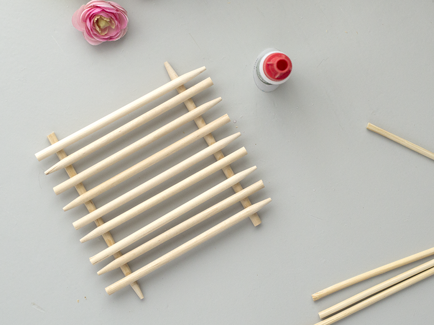 Sweet and Simple Magazine: DIY Farmhouse Style Sponge Holder